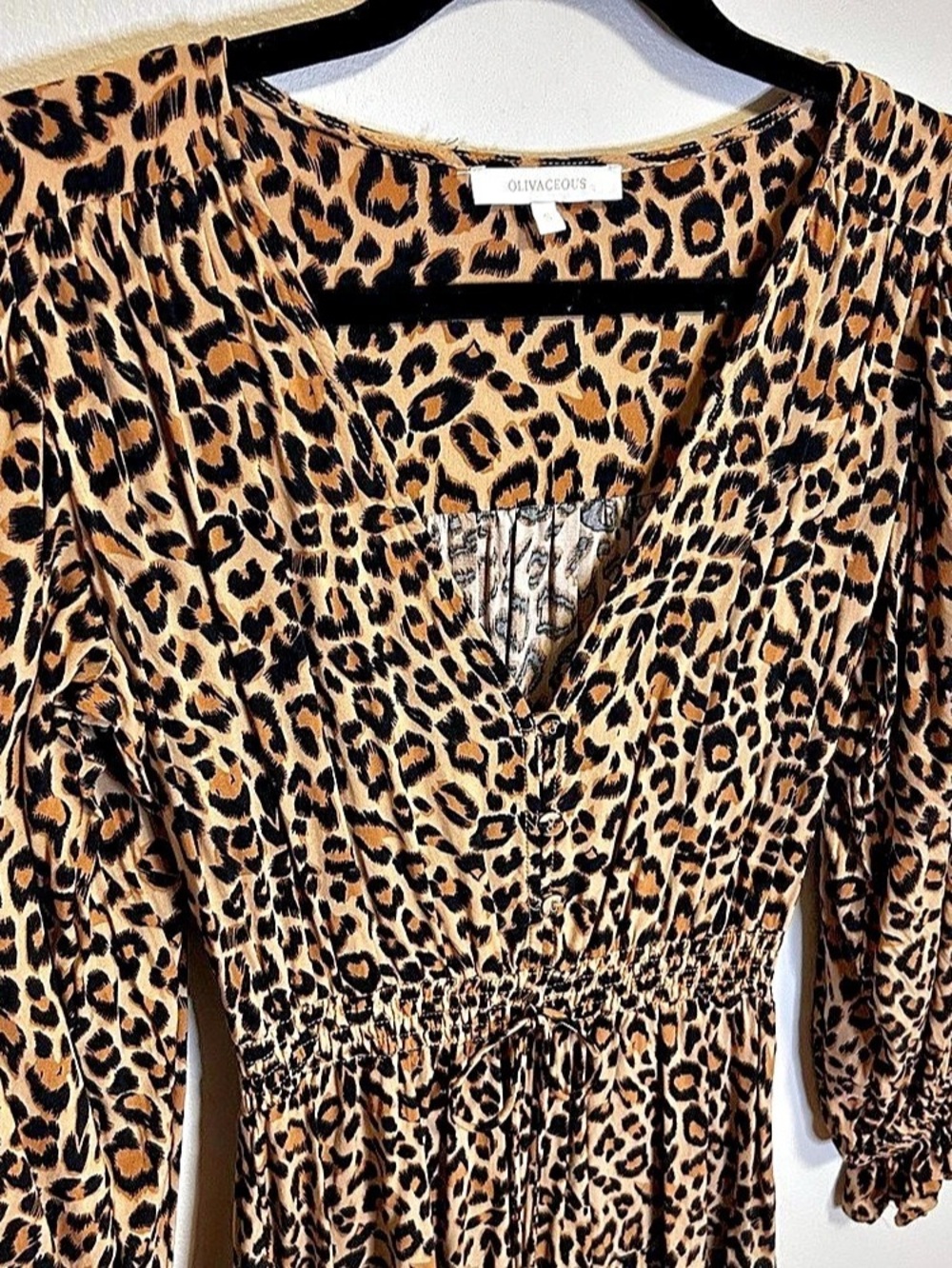 Olivia Cruse Leopard Print Mini Dress Size Small Like New